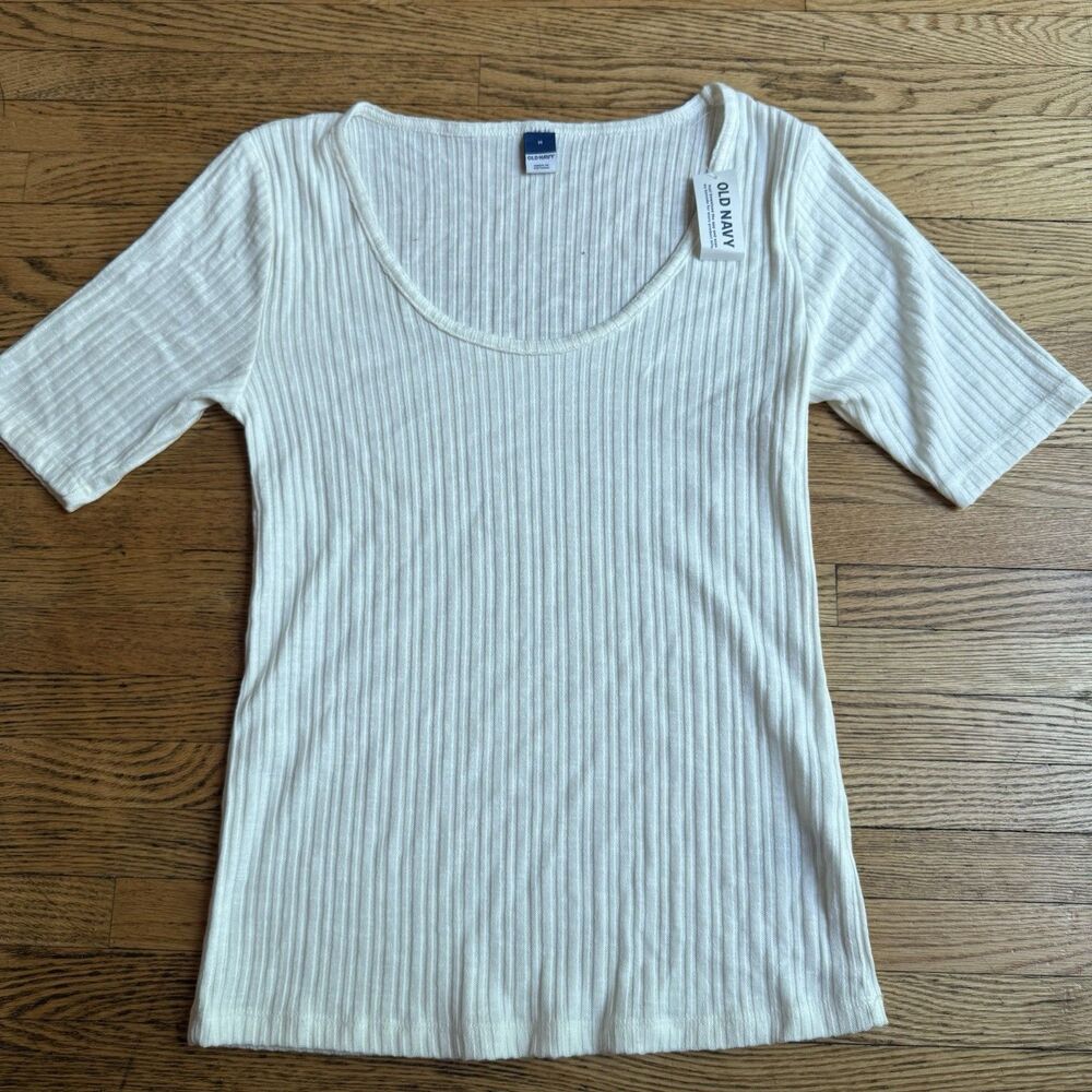Old Navy Ribbed Knit Shirt Women’s Medium Ivory 1/2 Sleeve Basic Casual Office